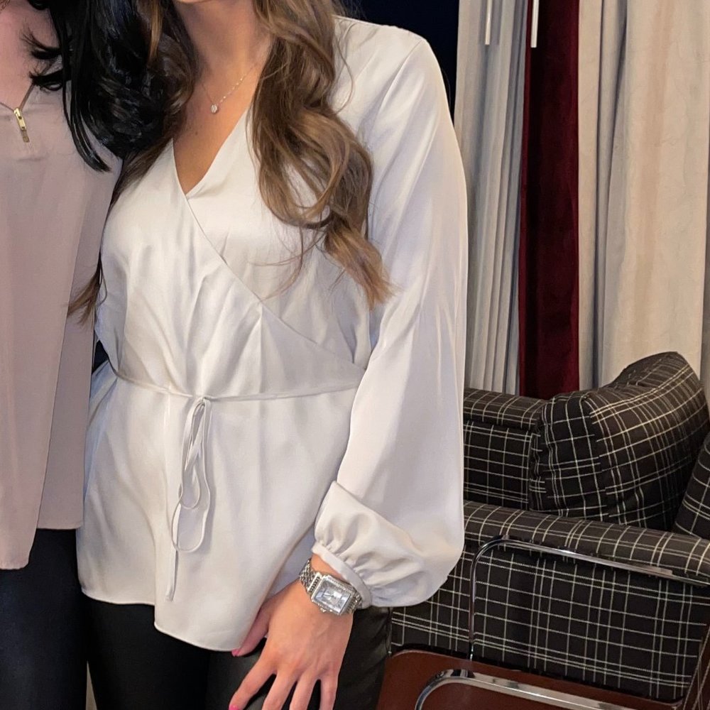 THEORY Silk Beige Blouse